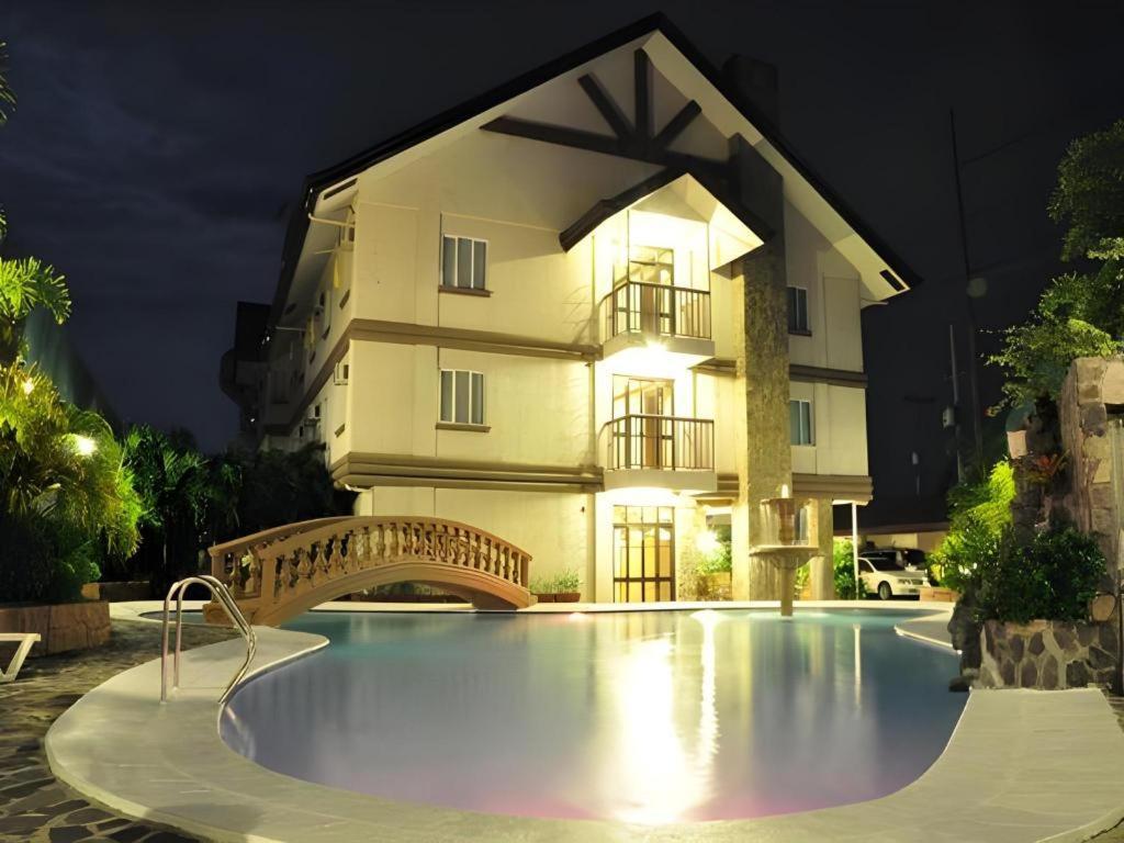 Chocolate And Berries Hotel Baliuag Ngoại thất bức ảnh