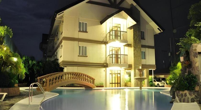 Chocolate And Berries Hotel Baliuag Ngoại thất bức ảnh